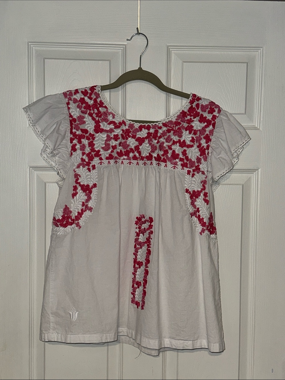 J. Marie White Embroidered Short-Sleeve Blouse with Pink Floral Detail